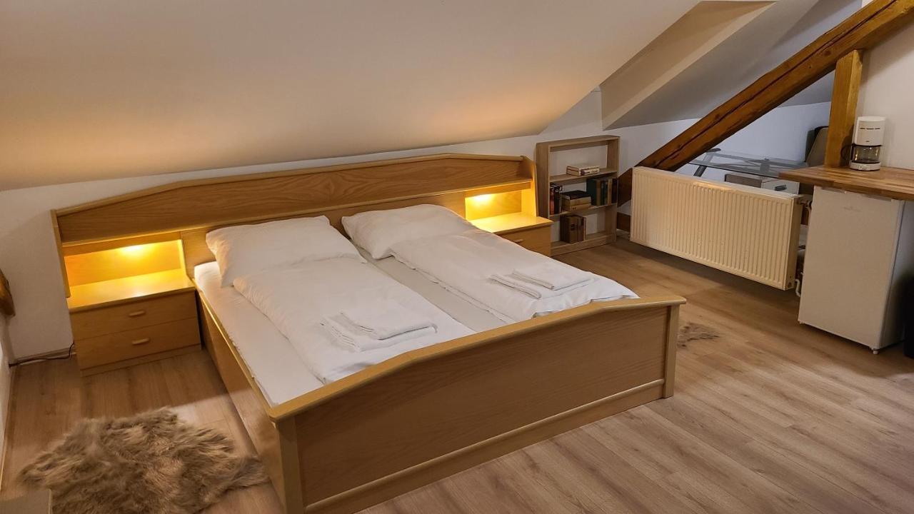 4 Apartment