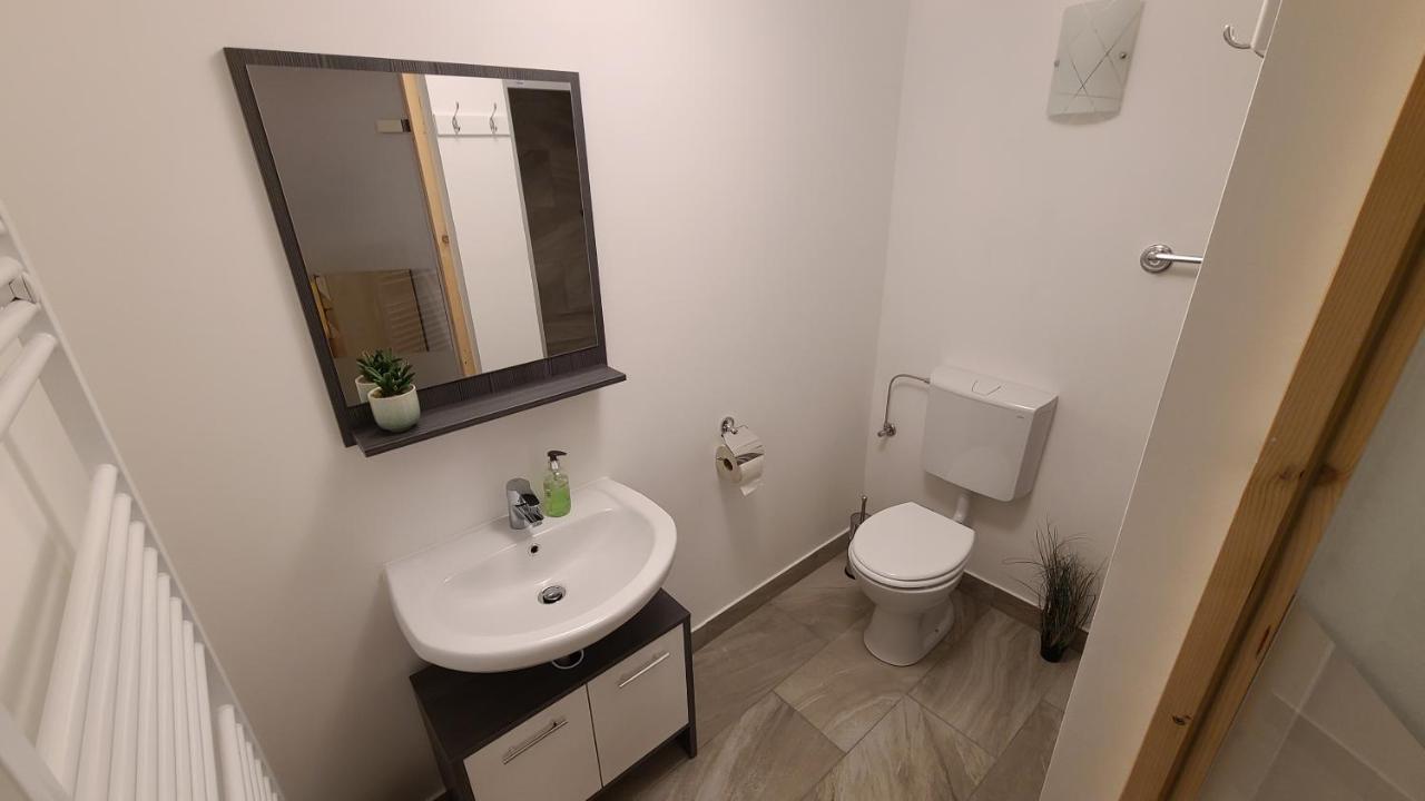 4 * Kirchbach (Carinthia)