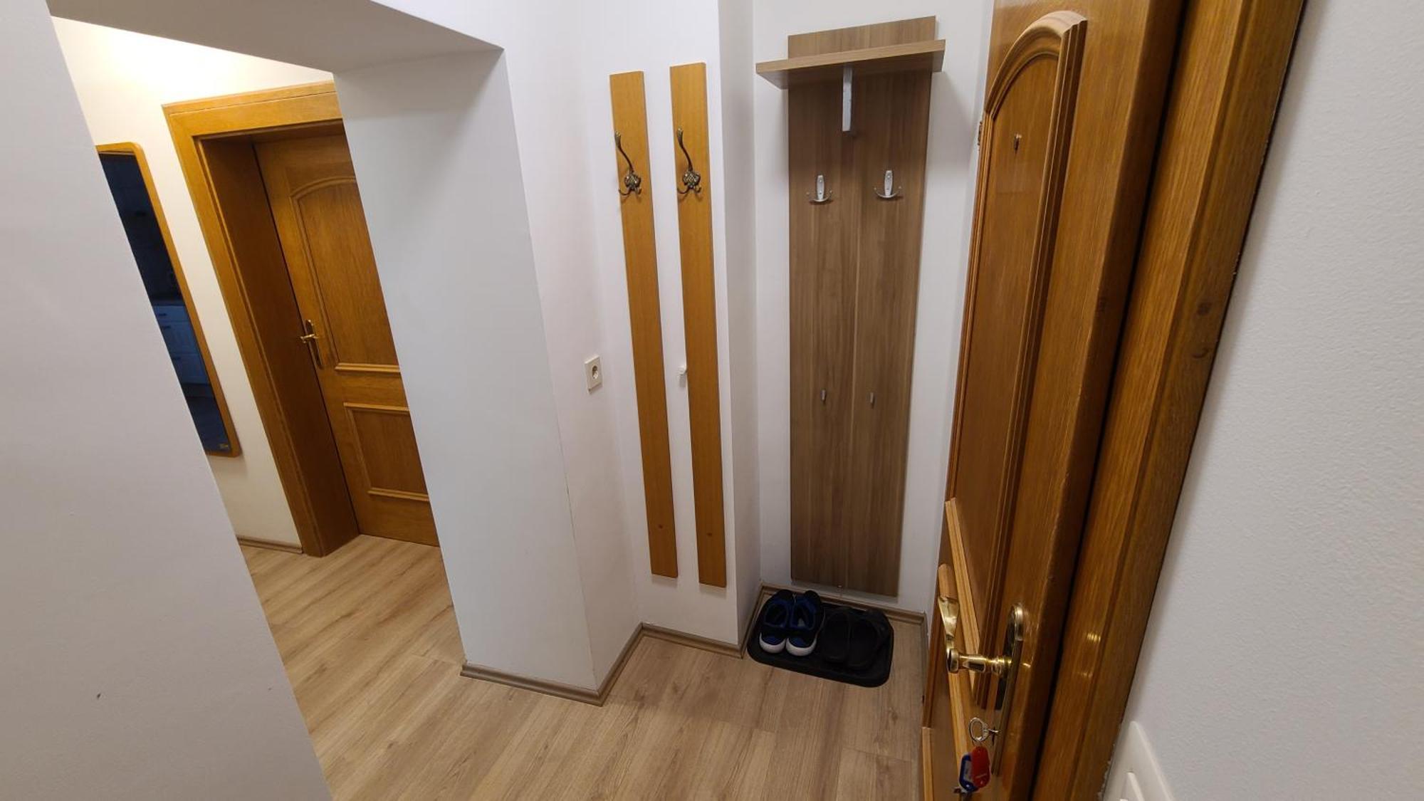 Apartment 4